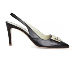 Amelia - Black^Bruno Magli Store