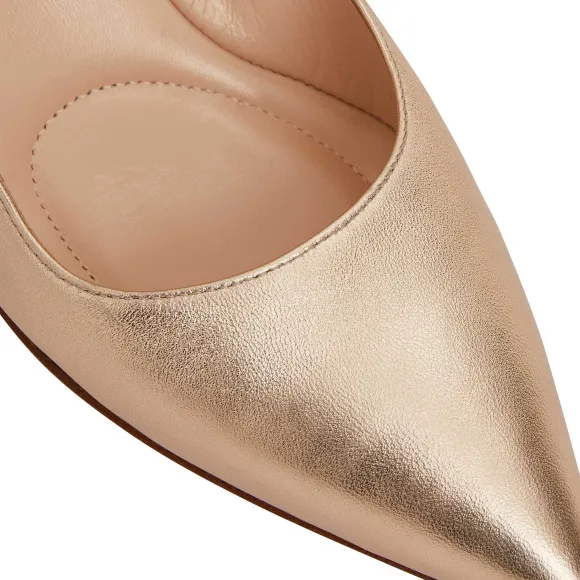 Tara Pump^Bruno Magli Flash Sale